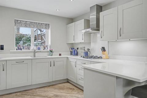 4 bedroom detached house for sale, Boshaw View, Holmfirth HD9