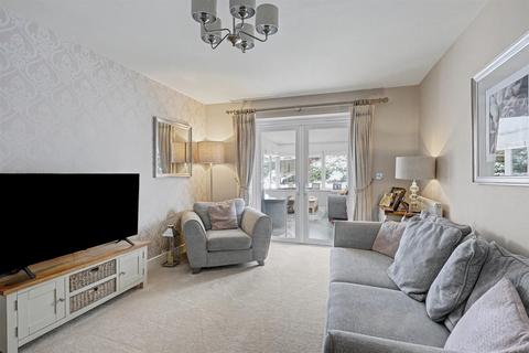 4 bedroom detached house for sale, Boshaw View, Holmfirth HD9