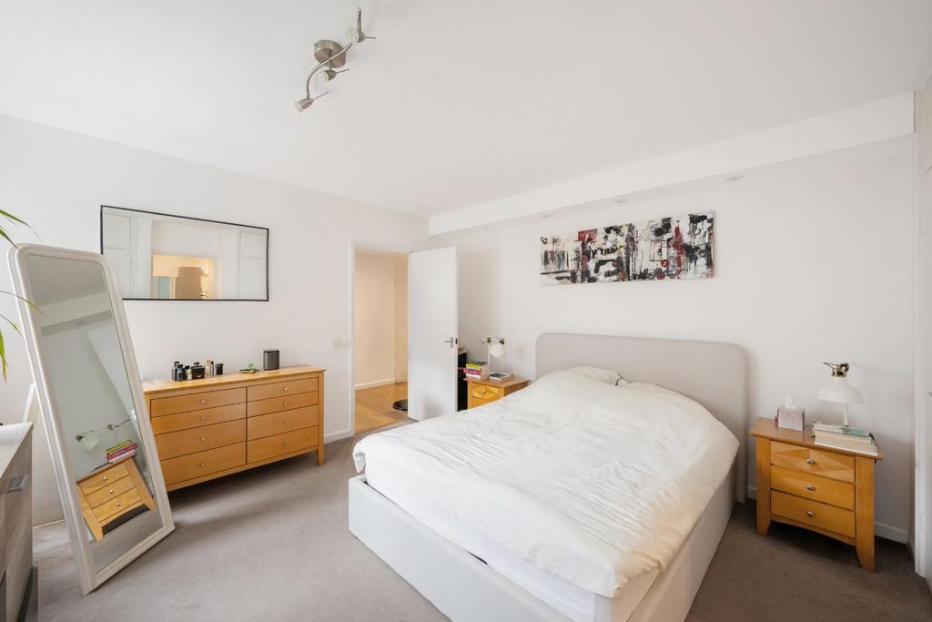 Flat 34, 6 Porchester Terrace Hi-10.jpg