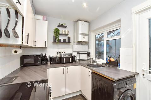 2 bedroom terraced house for sale, Gordon Road, Chatham, Kent