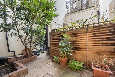 undefined, Warwick Square, London, SW1V