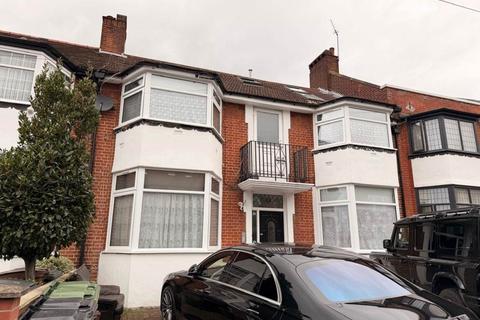 undefined, Forest Drive West, Leytonstone, London