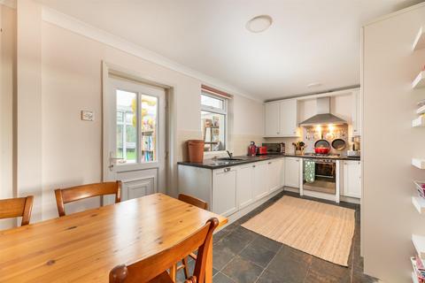 2 bedroom semi-detached house for sale, Moorland Avenue, Guiseley LS20