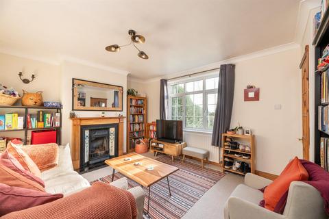 2 bedroom semi-detached house for sale, Moorland Avenue, Guiseley LS20