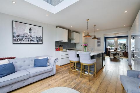 3 bedroom house for sale, Trafalgar Road, Wimbledon SW19