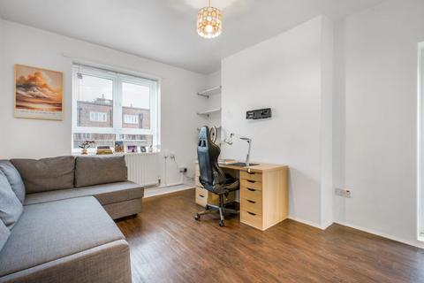 1 bedroom flat to rent, Axminster Road, London N7