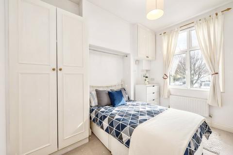 1 bedroom apartment for sale, Northcote Road, London