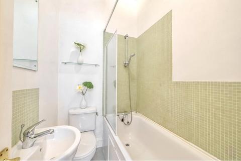 1 bedroom apartment for sale, Northcote Road, London