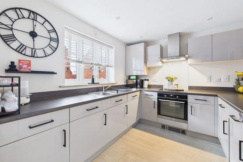 undefined, Fontwell Drive, Towcester, NN12