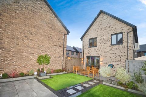 3 bedroom detached house for sale, Sawmill Mews, Derbyshire S41