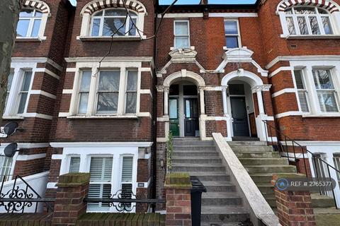 2 bedroom flat to rent, Wandsworth Bridge Road, London, SW6