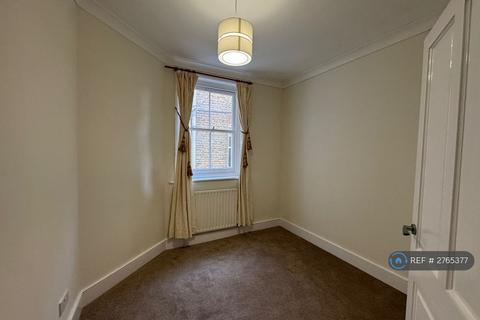 2 bedroom flat to rent, Wandsworth Bridge Road, London, SW6