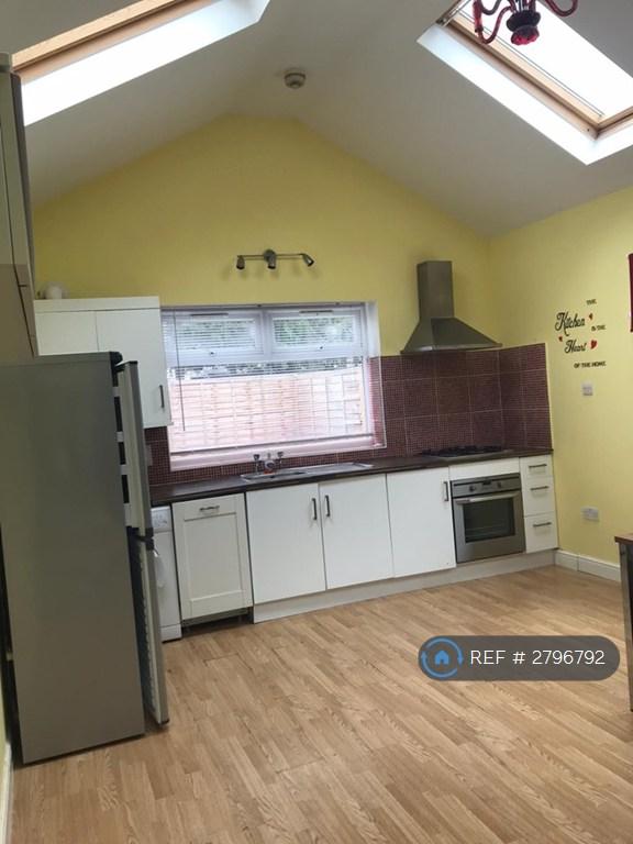 Kitchen / Living Area 1