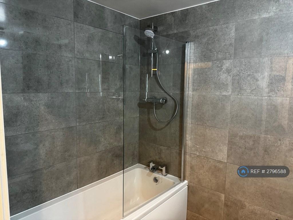 Shower / Bath