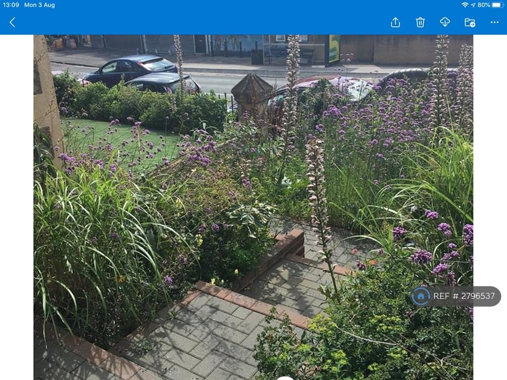 Front Garden Access From Wells Road