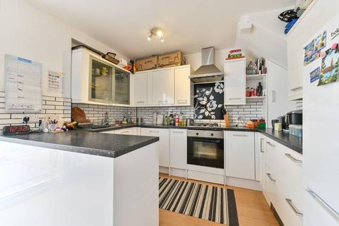 3 bedroom end of terrace house to rent, Ashton Close, West Sutton, Sutton, SM1