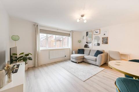 undefined, Myrna Close, Colliers Wood, London, SW19
