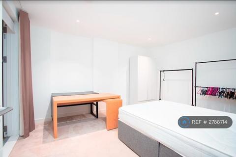 2 bedroom flat to rent, Hand Axe Yard, London, WC1X