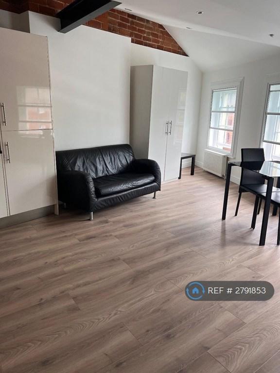 Open Plan Kitchen/Living Area
