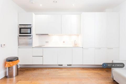 undefined, Gray's Inn Road, London, WC1X