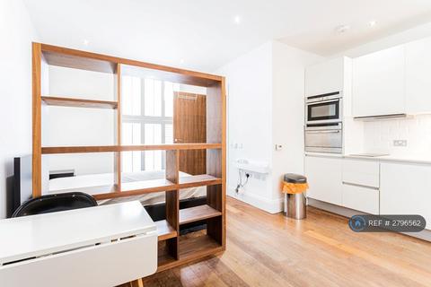 undefined, Gray's Inn Road, London, WC1X