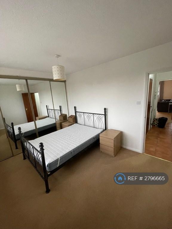 Spacious Bedroom