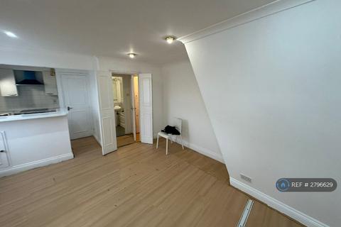 undefined, Hayfield Passage, London, E1