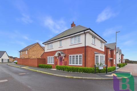 4 bedroom detached house for sale, Kings Grove, Cranfield MK43