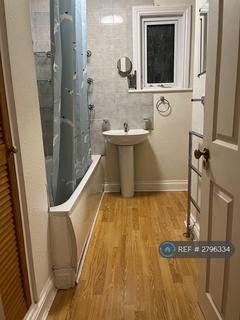 2 bedroom flat to rent, Palmerston Road, London, N22