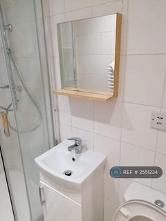 Studio to rent, Stifford Clays, Grays, RM16