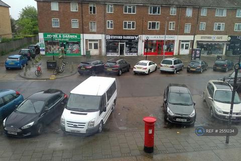 Studio to rent, Stifford Clays, Grays, RM16