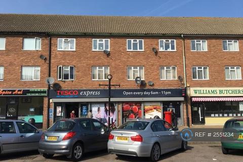 Studio to rent, Stifford Clays, Grays, RM16