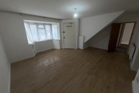 undefined, Sheppard Close, Enfield