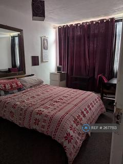 1 bedroom in a flat share to rent, Eltham, London, SE9