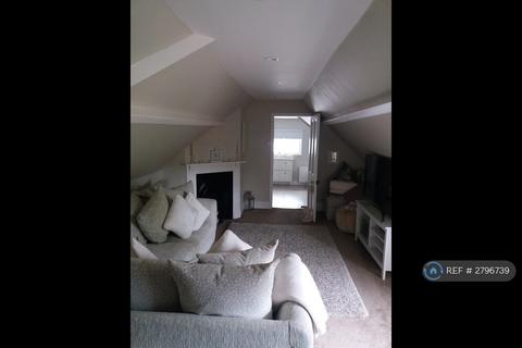 2 bedroom flat to rent, Nalder Hill House, Stockcross, Newbury, RG20