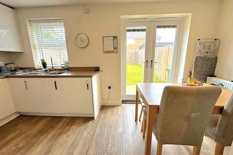 3 bedroom terraced house for sale, De Bray Close, Northampton NN5