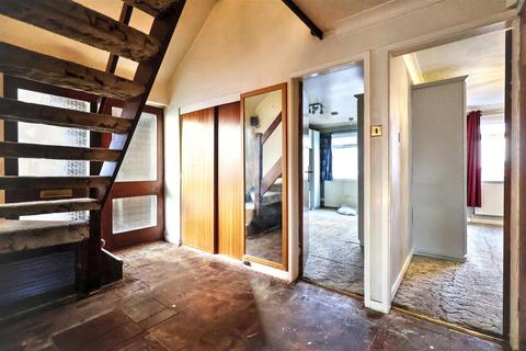 4 bedroom chalet for sale, Briarwood Avenue, Thorneywood, Nottingham