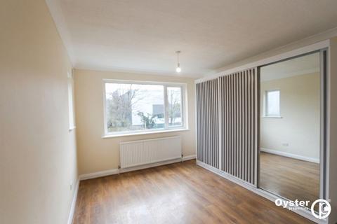 2 bedroom flat to rent, Palmers Road, Palmers Court Palmers Road, N11