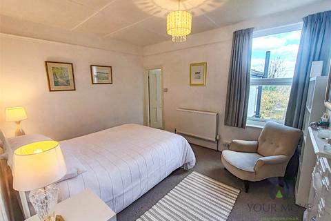 2 bedroom terraced house for sale, Glencoe Road, Kent ME4