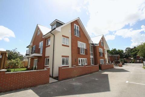 2 bedroom ground floor maisonette for sale, Alma Road, Romsey