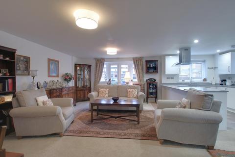 2 bedroom ground floor maisonette for sale, Alma Road, Romsey