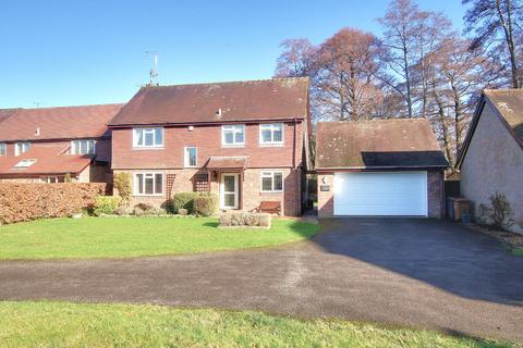 4 bedroom detached house for sale, Romsey