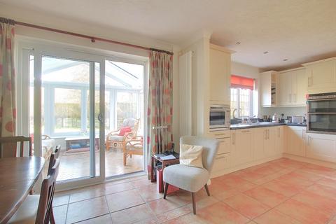4 bedroom detached house for sale, Romsey