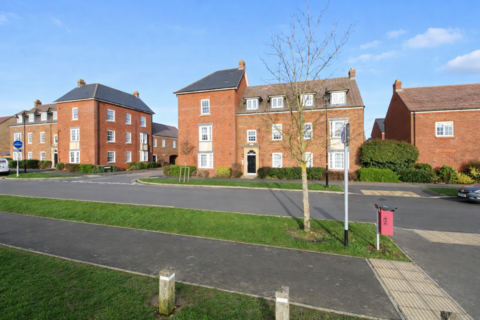 2 bedroom apartment for sale, Wilkinson Road, Bedford