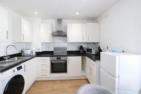2 bedroom apartment for sale, Wilkinson Road, Bedford
