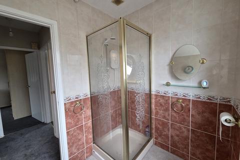 undefined, Ling Park Avenue, Wilsden BD15