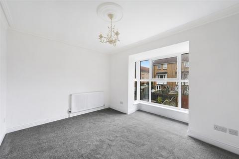 undefined, Farriers Road, Epsom