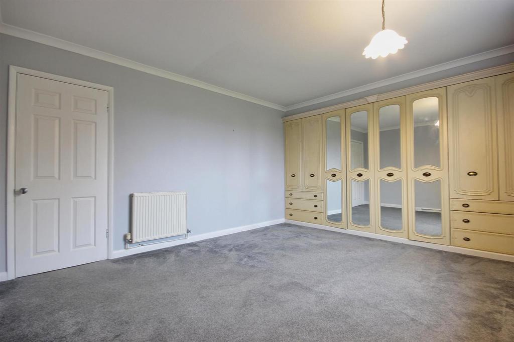 Bedroom 1 (front)