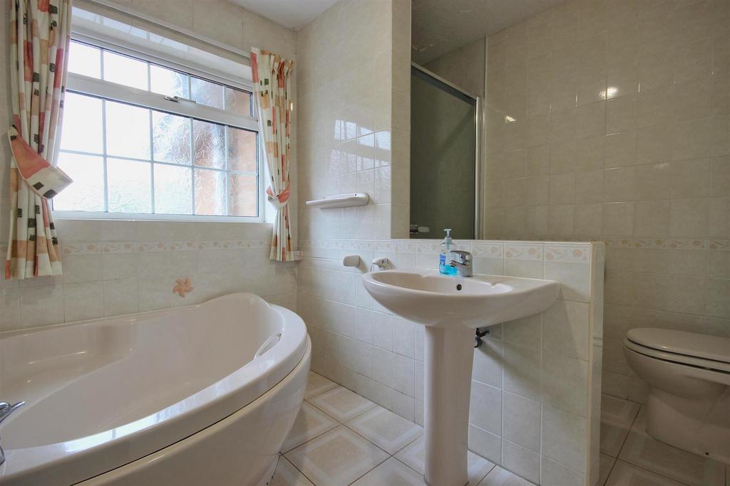 Bathroom/w.c.