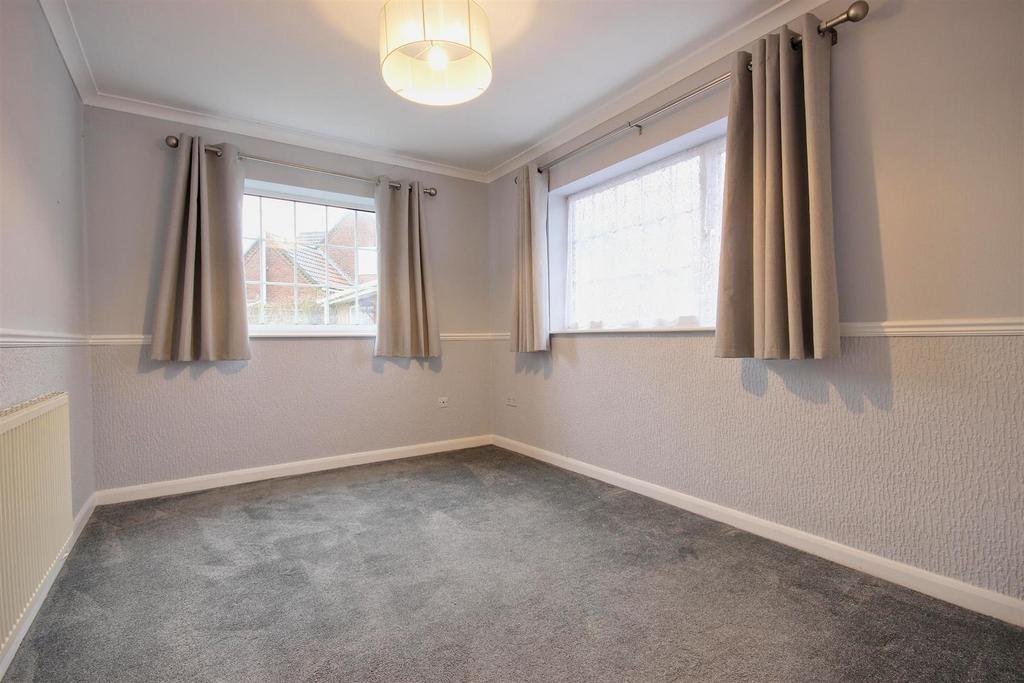 Bedroom 2 (rear)